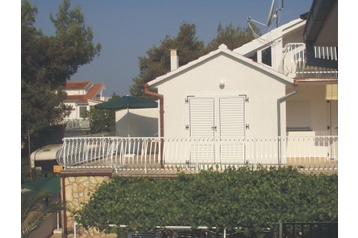 Croatia Privát Vrboska, Exterior